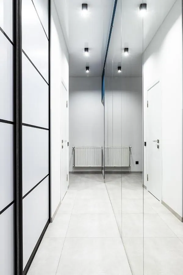Modern Studio Apartment In The City Of Center Lviv
